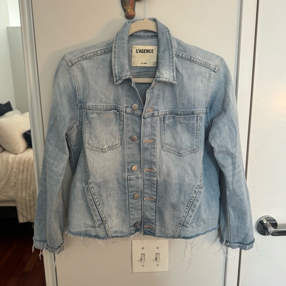 L’AGENCE Janelle denim cropped jacket - Picture 2 of 6